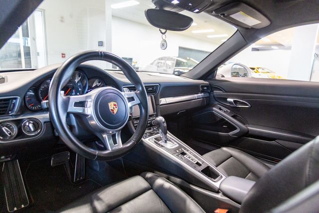 2015 Porsche 911 Carrera