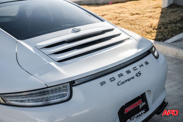 2015 Porsche 911 Carrera 4S