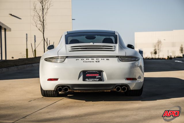 2015 Porsche 911 Carrera 4S