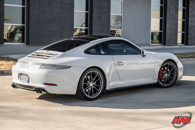 2015 Porsche 911 Carrera 4S