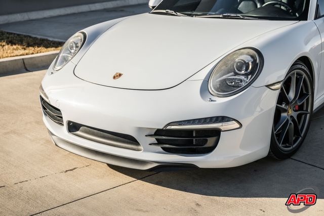 2015 Porsche 911 Carrera 4S