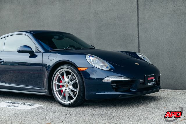 2015 Porsche 911 Carrera 4S