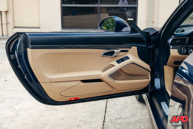 2015 Porsche 911 Carrera 4S