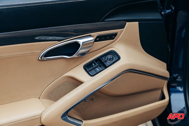 2015 Porsche 911 Carrera 4S