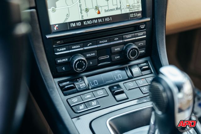 2015 Porsche 911 Carrera 4S