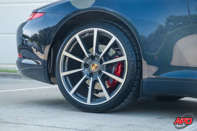 2015 Porsche 911 Carrera