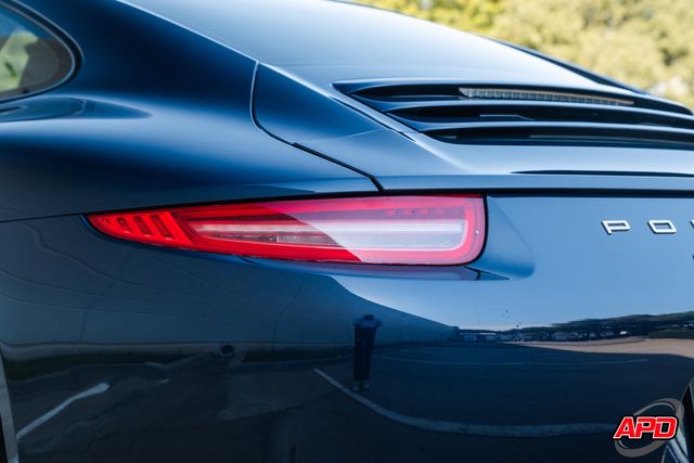 2015 Porsche 911 Carrera