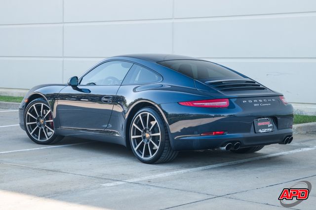 2015 Porsche 911 Carrera