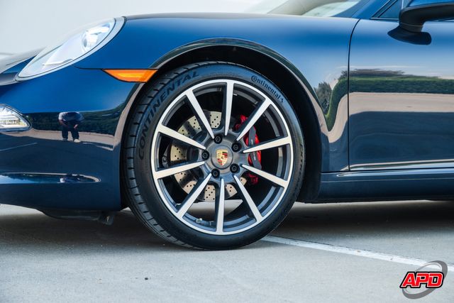 2015 Porsche 911 Carrera 2015 Porsche 911 Carrera