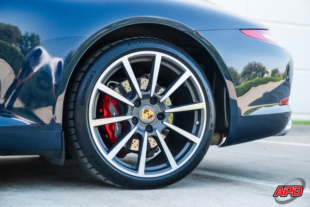 2015 Porsche 911 Carrera 2015 Porsche 911 Carrera