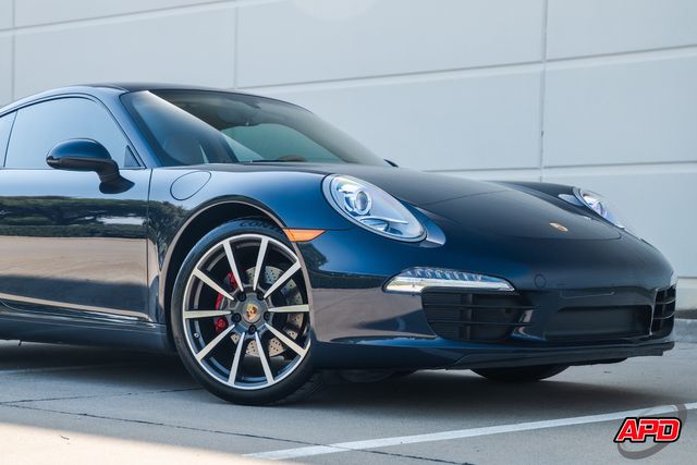2015 Porsche 911 Carrera