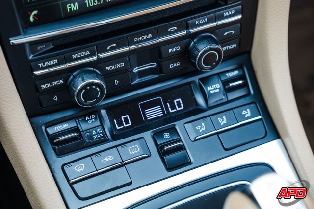 2015 Porsche 911 Carrera