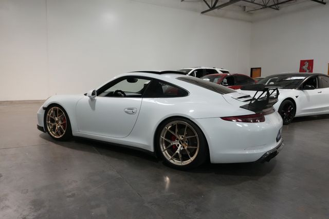 2015 Porsche 911 Carrera 4S