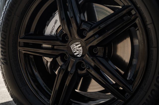 2015 Porsche Cayenne S | Addison, TX | Apex Auto Sports 2015 Porsche Cayenne S | Addison, TX | Apex Auto Sports