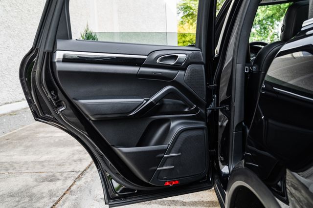 2015 Porsche Cayenne S | Addison, TX | Apex Auto Sports