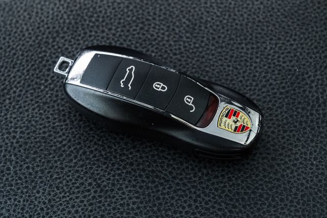 2015 Porsche Cayenne S | Addison, TX | Apex Auto Sports