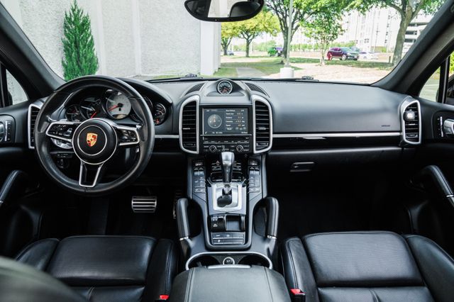 2015 Porsche Cayenne S | Addison, TX | Apex Auto Sports