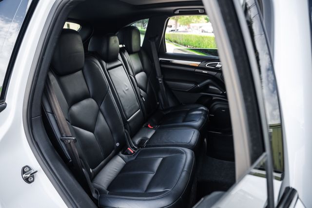 2015 Porsche Cayenne S | Addison, TX | Apex Auto Sports
