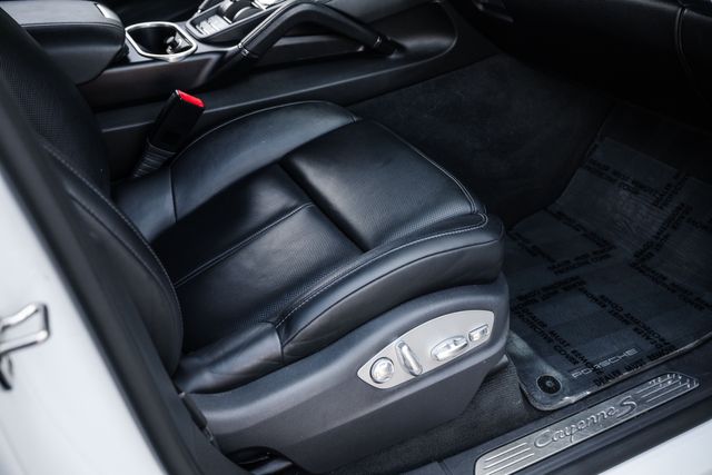 2015 Porsche Cayenne S | Addison, TX | Apex Auto Sports
