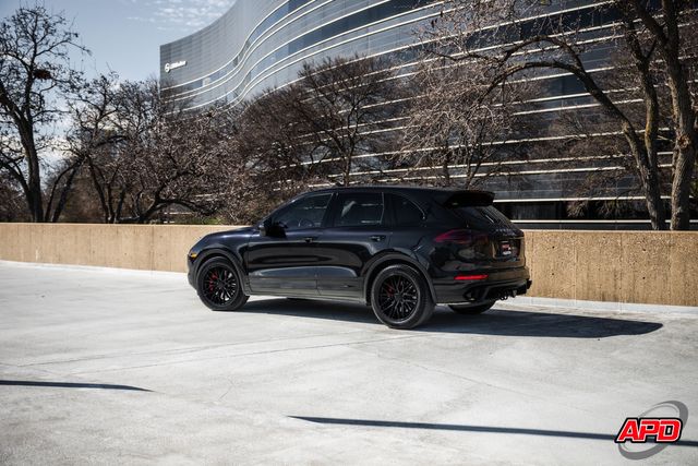 2015 Porsche Cayenne Turbo