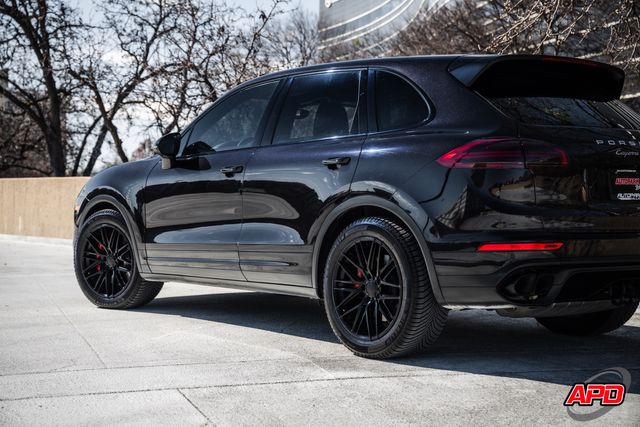 2015 Porsche Cayenne Turbo 2015 Porsche Cayenne Turbo