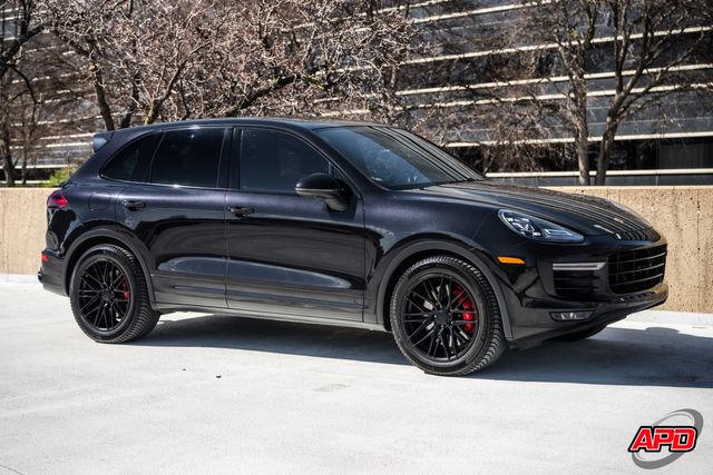 2015 Porsche Cayenne Turbo 2015 Porsche Cayenne Turbo