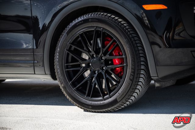 2015 Porsche Cayenne Turbo 2015 Porsche Cayenne Turbo