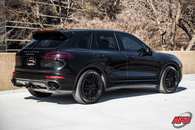 2015 Porsche Cayenne Turbo