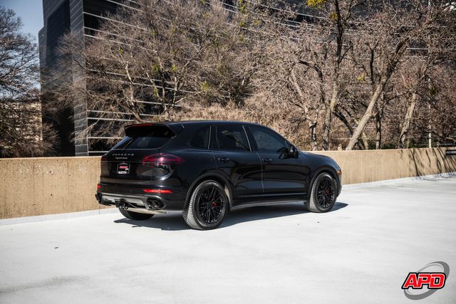 2015 Porsche Cayenne Turbo