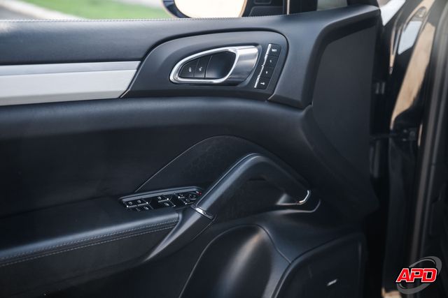 2015 Porsche Cayenne Turbo