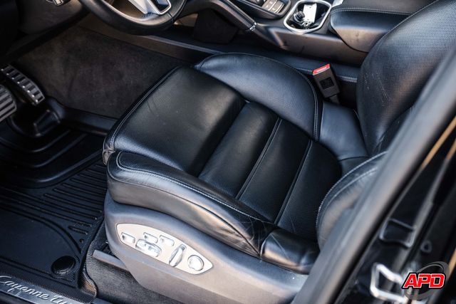 2015 Porsche Cayenne Turbo 2015 Porsche Cayenne Turbo