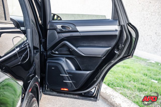 2015 Porsche Cayenne Turbo