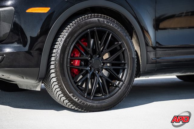 2015 Porsche Cayenne Turbo 2015 Porsche Cayenne Turbo