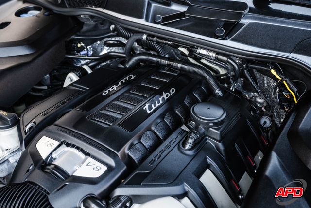 2015 Porsche Cayenne Turbo