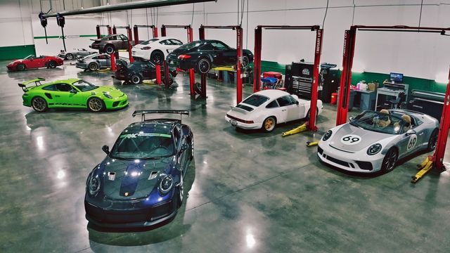 2015 Porsche Cayman Base 2015 Porsche Cayman Base