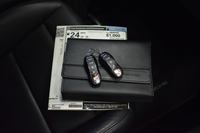 2015 Porsche Cayman Base 2015 Porsche Cayman Base