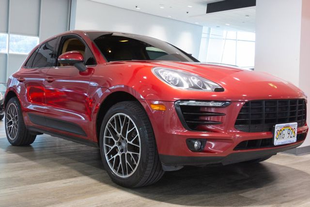 2015 Porsche  Macan S 