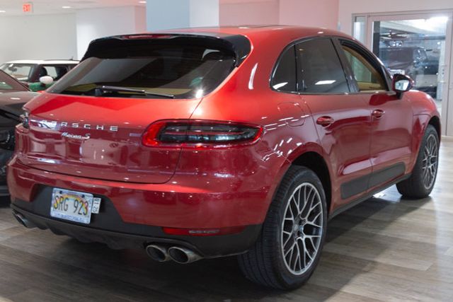 2015 Porsche  Macan S 