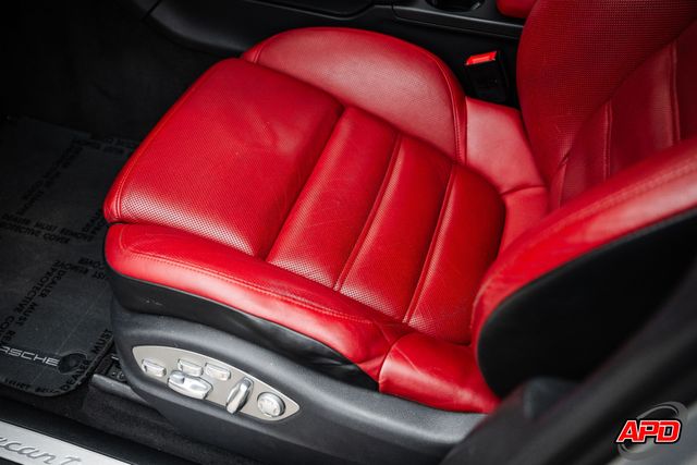 2015 Porsche Macan Turbo 2015 Porsche Macan Turbo