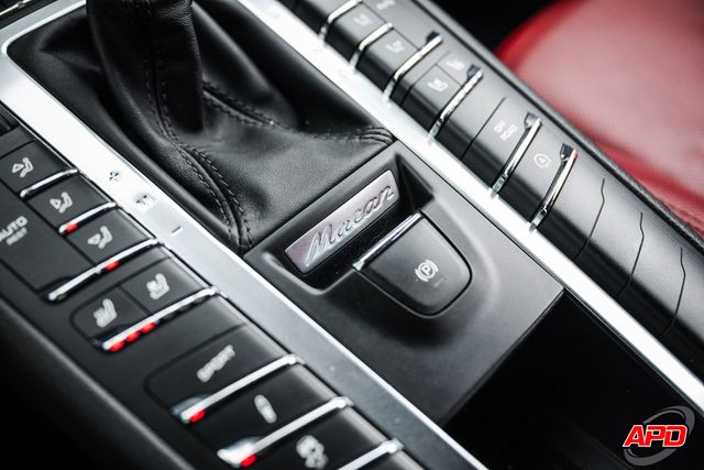 2015 Porsche Macan Turbo 2015 Porsche Macan Turbo