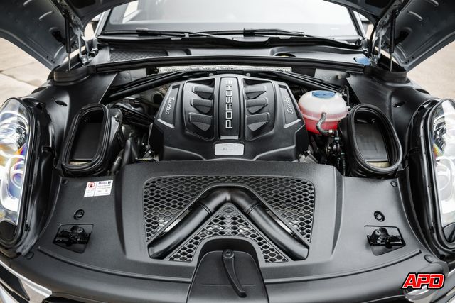 2015 Porsche Macan Turbo 2015 Porsche Macan Turbo