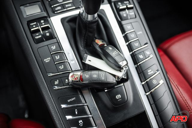 2015 Porsche Macan Turbo 2015 Porsche Macan Turbo