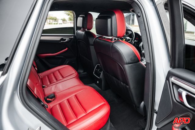 2015 Porsche Macan Turbo 2015 Porsche Macan Turbo