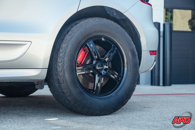 2015 Porsche Macan Turbo 2015 Porsche Macan Turbo