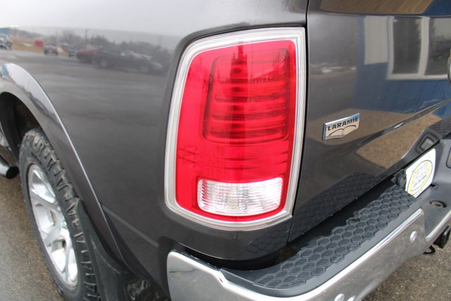 2015 Ram 1500 Laramie Crewcab 4x4