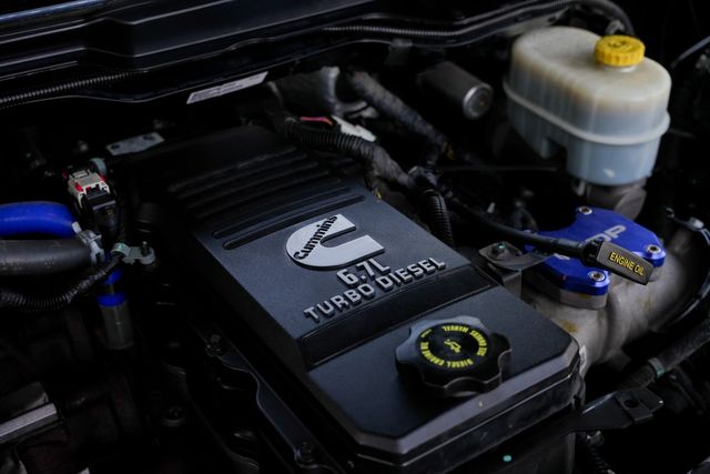 2015 Ram 2500 Lone Star CREW CAB 4X4 W/ UPGRADES / TEXAS OWNED | Austin, TX | Rocky Mountain Truck Stop Austin 2015 Ram 2500 Lone Star CREW CAB 4X4 W/ UPGRADES / TEXAS OWNED | Austin, TX | Rocky Mountain Truck Stop Austin