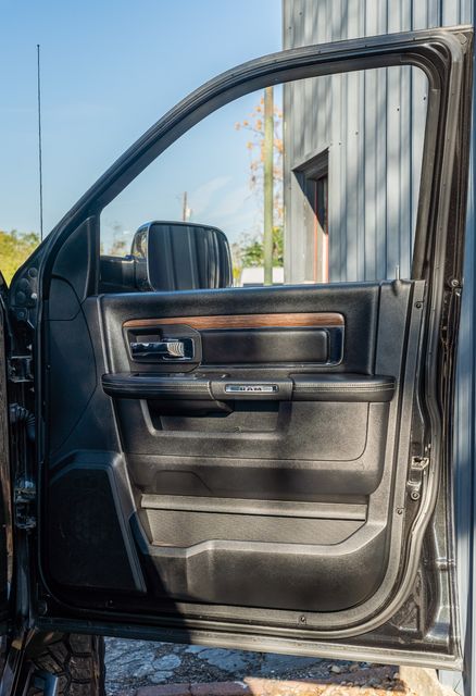 2015 Ram 3500 Laramie MEGA CAB 4X4 W/ UPGRADES / CLEAN CARFAX | Austin, TX | Rocky Mountain Truck Stop Austin 2015 Ram 3500 Laramie MEGA CAB 4X4 W/ UPGRADES / CLEAN CARFAX | Austin, TX | Rocky Mountain Truck Stop Austin