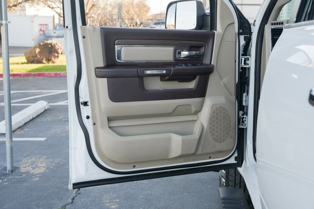 2015 Ram 3500 Laramie CREW CAB LONG BED DRW RWD | Austin, TX | Rocky Mountain Truck Stop Austin 2015 Ram 3500 Laramie CREW CAB LONG BED DRW RWD | Austin, TX | Rocky Mountain Truck Stop Austin