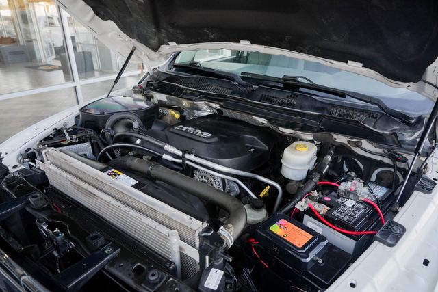 2015 Ram 3500 Tradesman CREW CAB SRW 4X4 / CLEAN CARFAX | Austin, TX | Rocky Mountain Truck Stop Austin