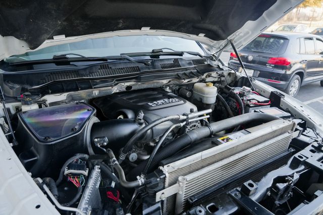 2015 Ram 3500 Tradesman CREW CAB SRW 4X4 / CLEAN CARFAX | Austin, TX | Rocky Mountain Truck Stop Austin